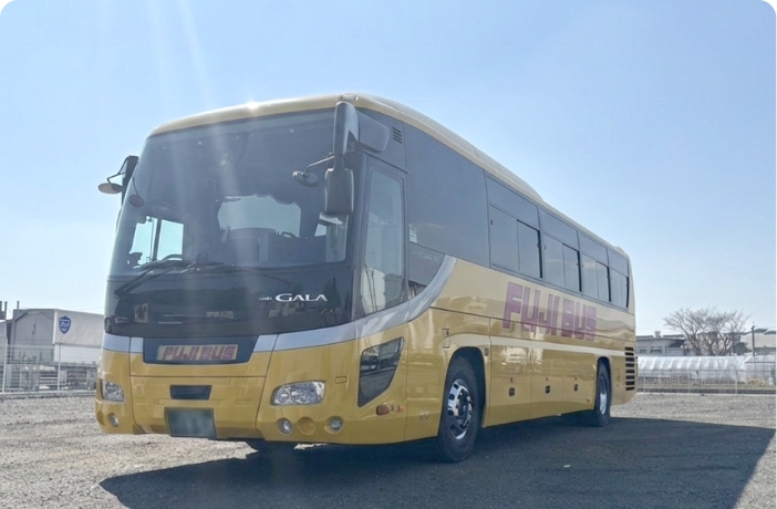 大型観光バスの車両外観